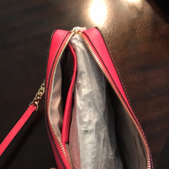 Micheal Kors purse sale price till Monday - Picture 5 of 8